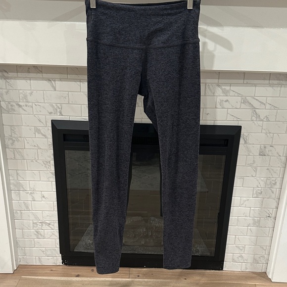 Beyond Yoga Charcoal Leggings - Picture 1 of 7